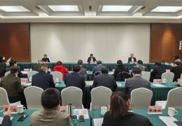 兩會影像丨市政協(xié)四屆六次會議舉行分組討論